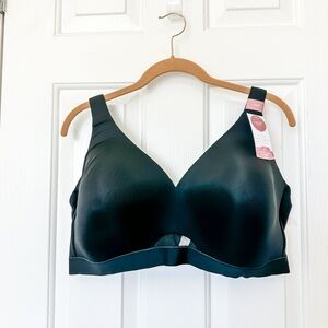 NWT Cacique Black Wireless Bra - 44DD